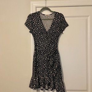 Francesca's (mi ami) Black Floral Wrap Dress Size S